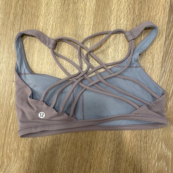 Lululemon Free To Be Bra - Picture 2 of 3